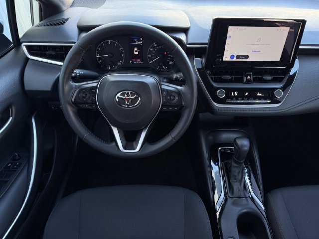Used 2023 Toyota Corolla SE w/ SE Premium Package FWD image 13