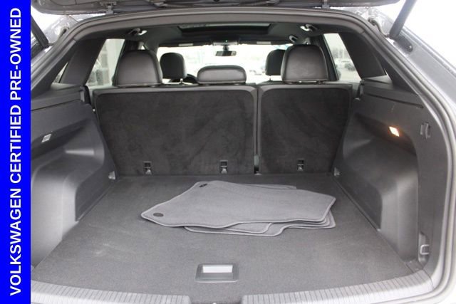 Used 2022 Volkswagen Atlas Cross Sport SE w/ Panoramic Sunroof Package image 11