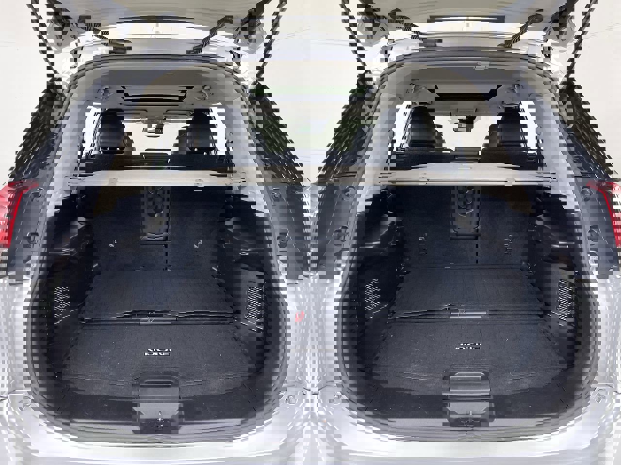 Used 2019 Nissan Rogue SL w/ Premium Package image 24