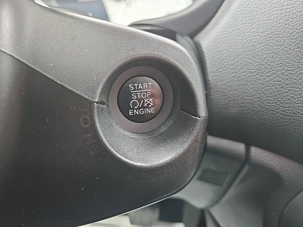 Used 2022 Jeep Renegade Latitude w/ Sun/Sound Group image 46