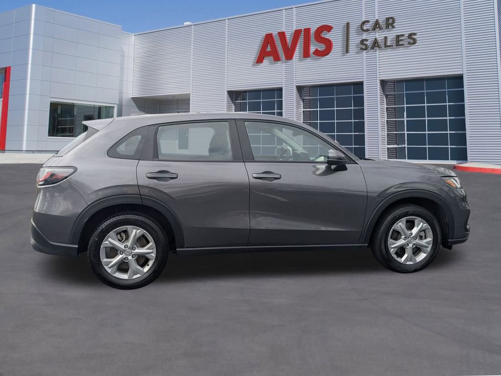 Used 2025 Honda HR-V LX image 5