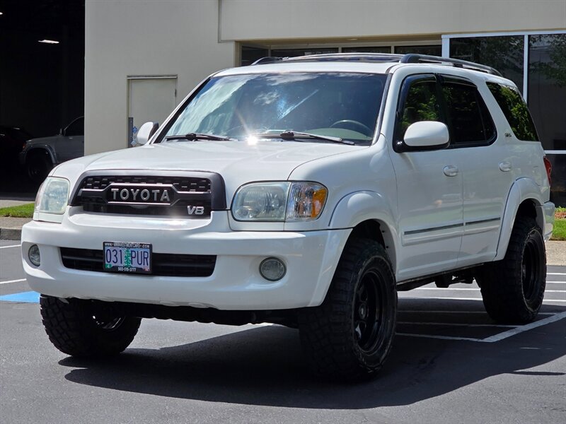 Used 2005 Toyota Sequoia SR5 AWD/4WD image 1