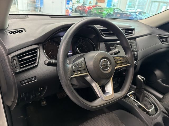 Used 2018 Nissan Rogue S image 15
