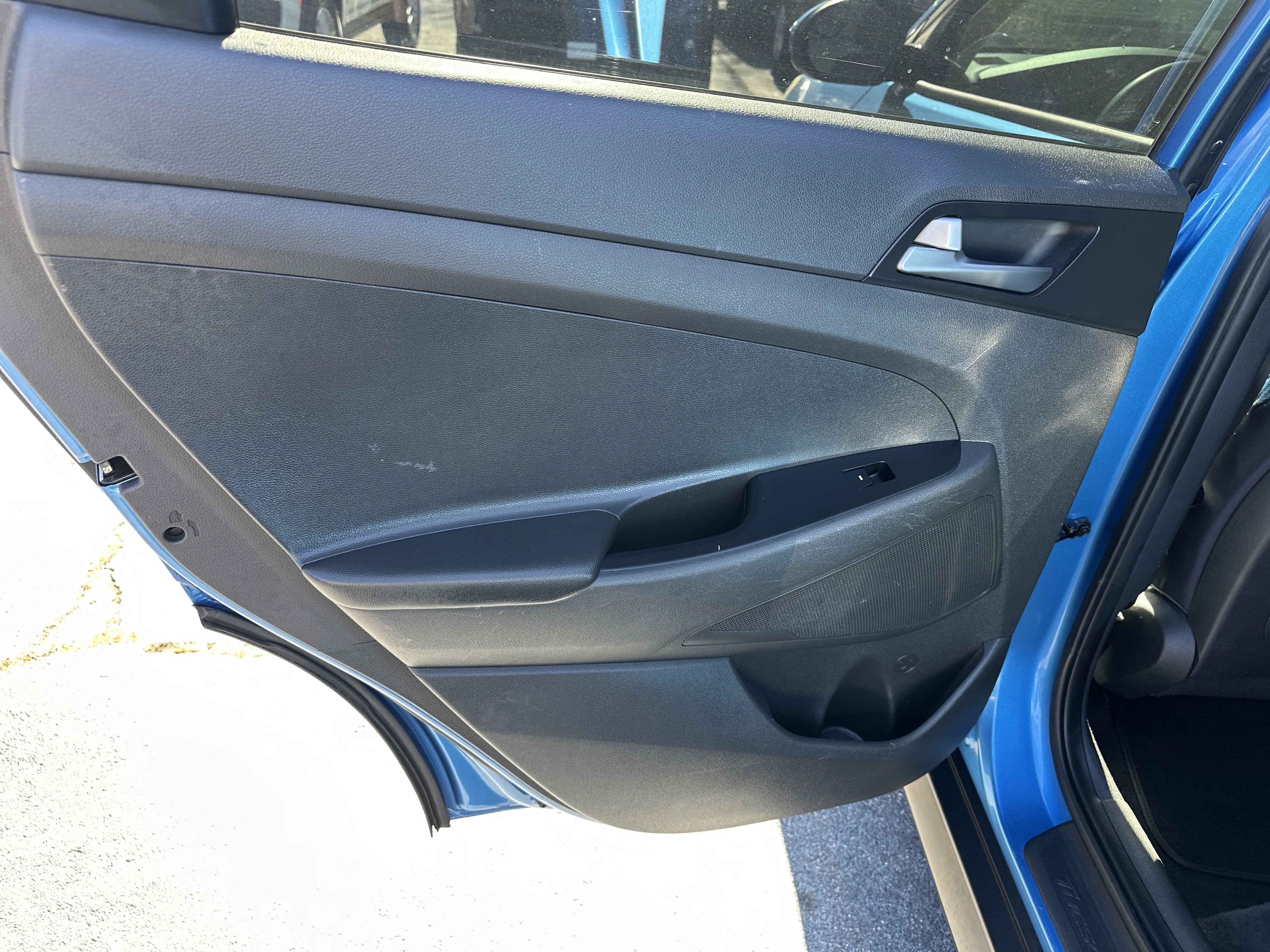 Used 2016 Hyundai Tucson SE w/ Option Group 02 image 23