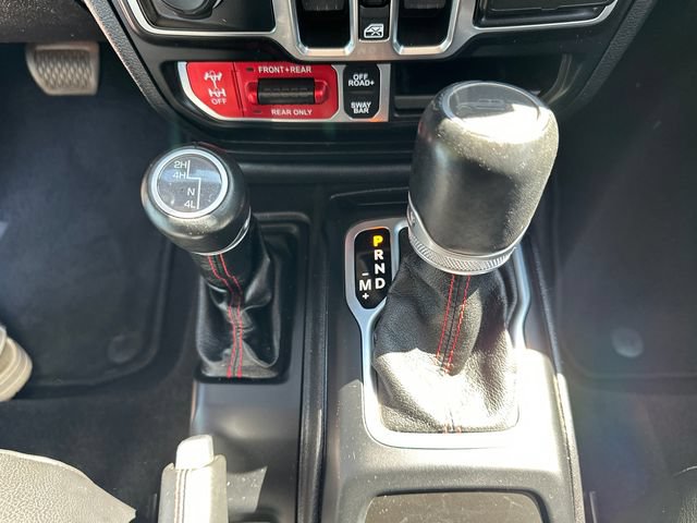 Used 2021 Jeep Gladiator Rubicon AWD/4WD image 32