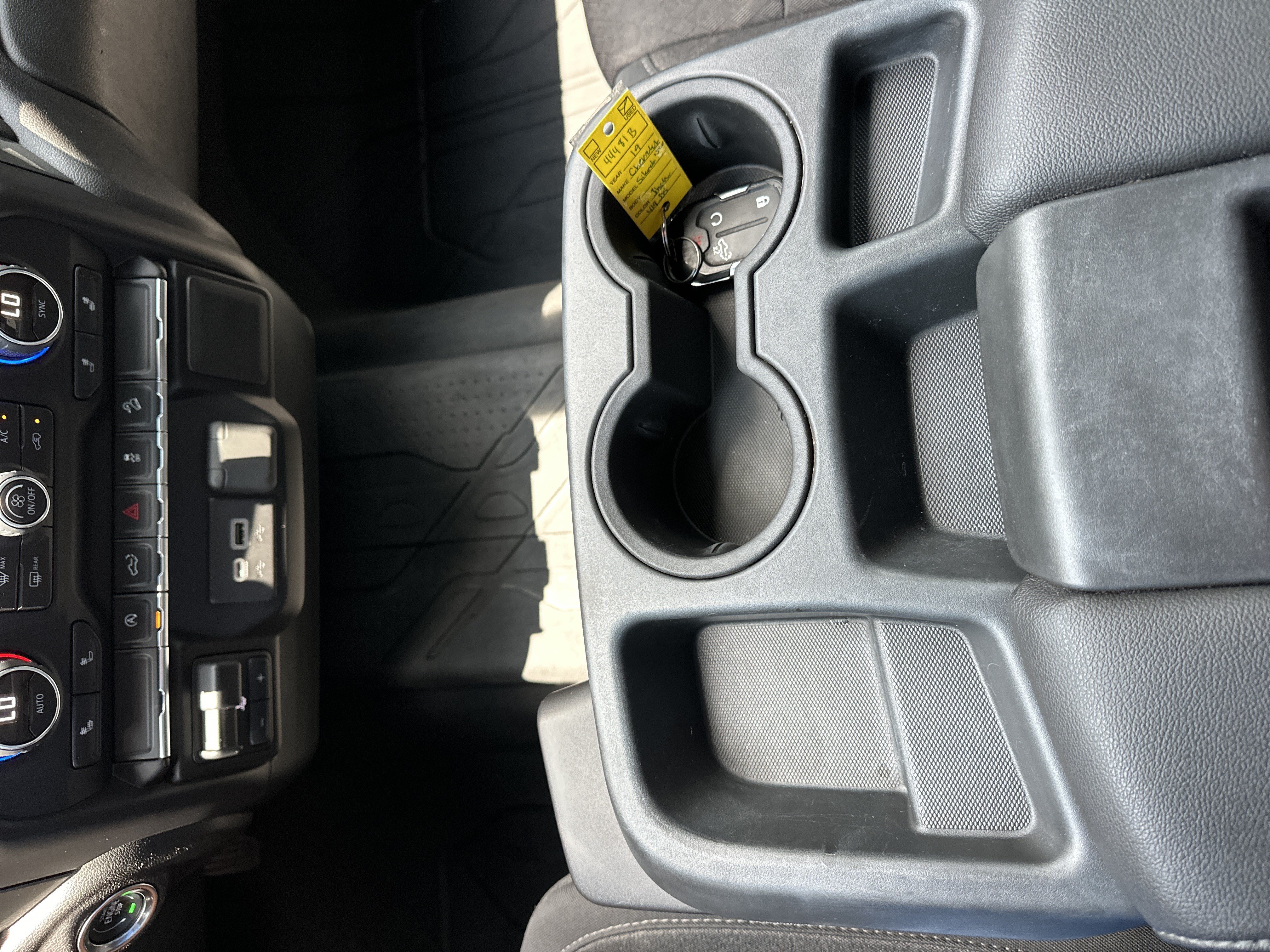 Used 2019 Chevrolet Silverado 1500 LT Trail Boss w/ Convenience Package AWD/4WD image 23