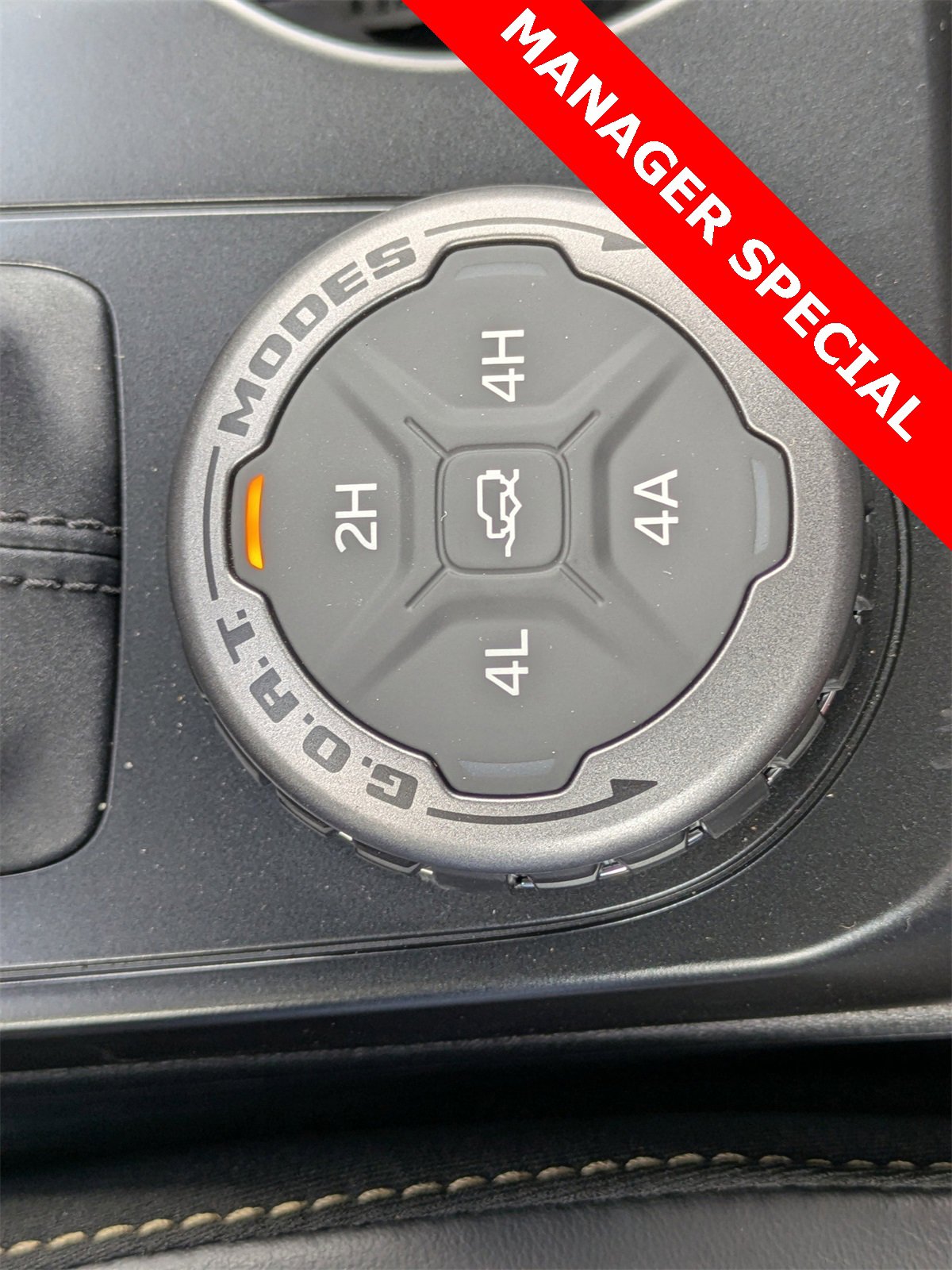 New 2025 Ford Bronco Badlands image 25