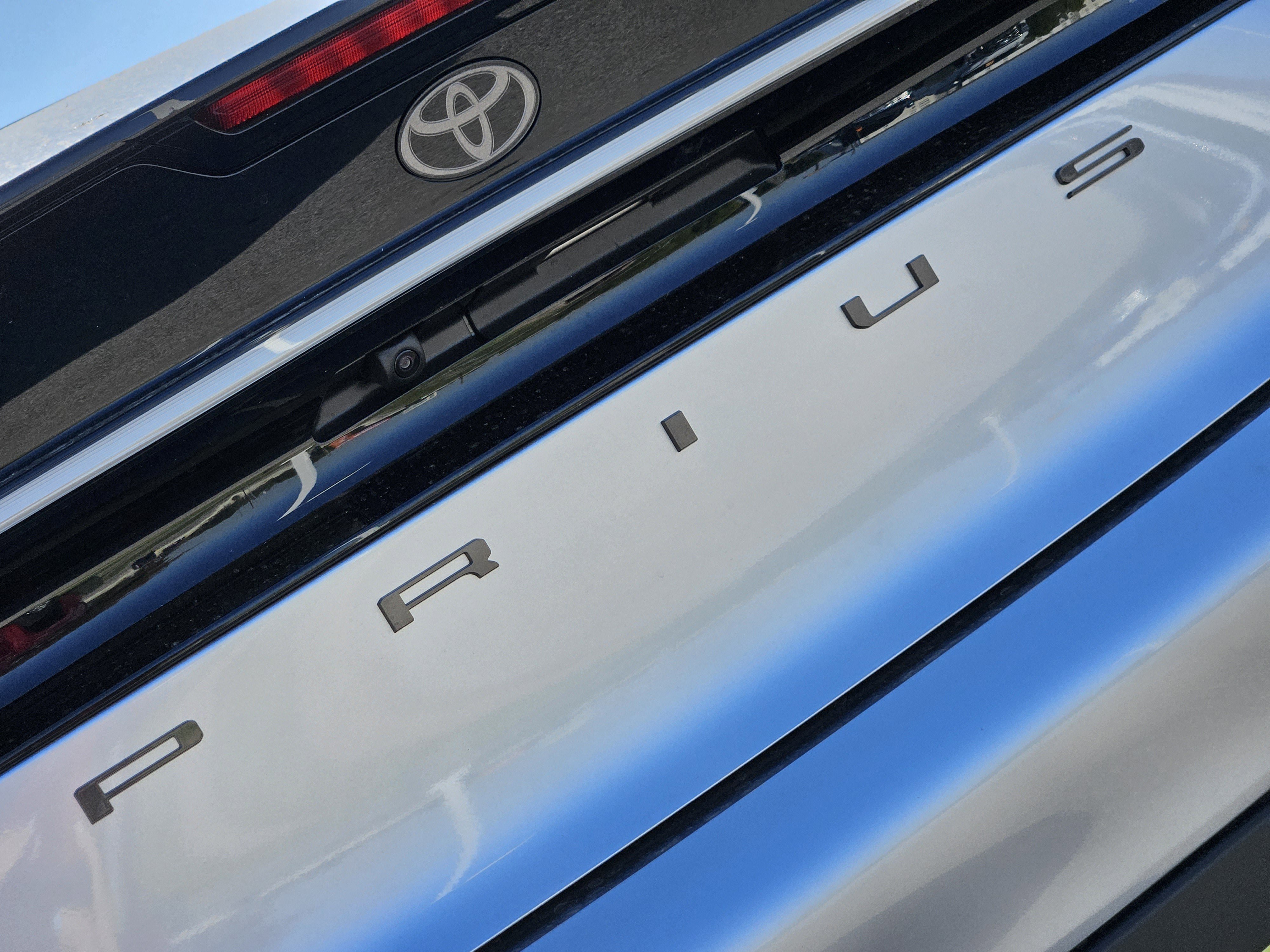 New 2026 Toyota Prius Plug-In Hybrid image 7