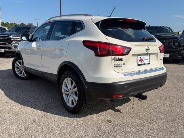 Used 2017 Nissan Rogue Sport SV FWD image 9