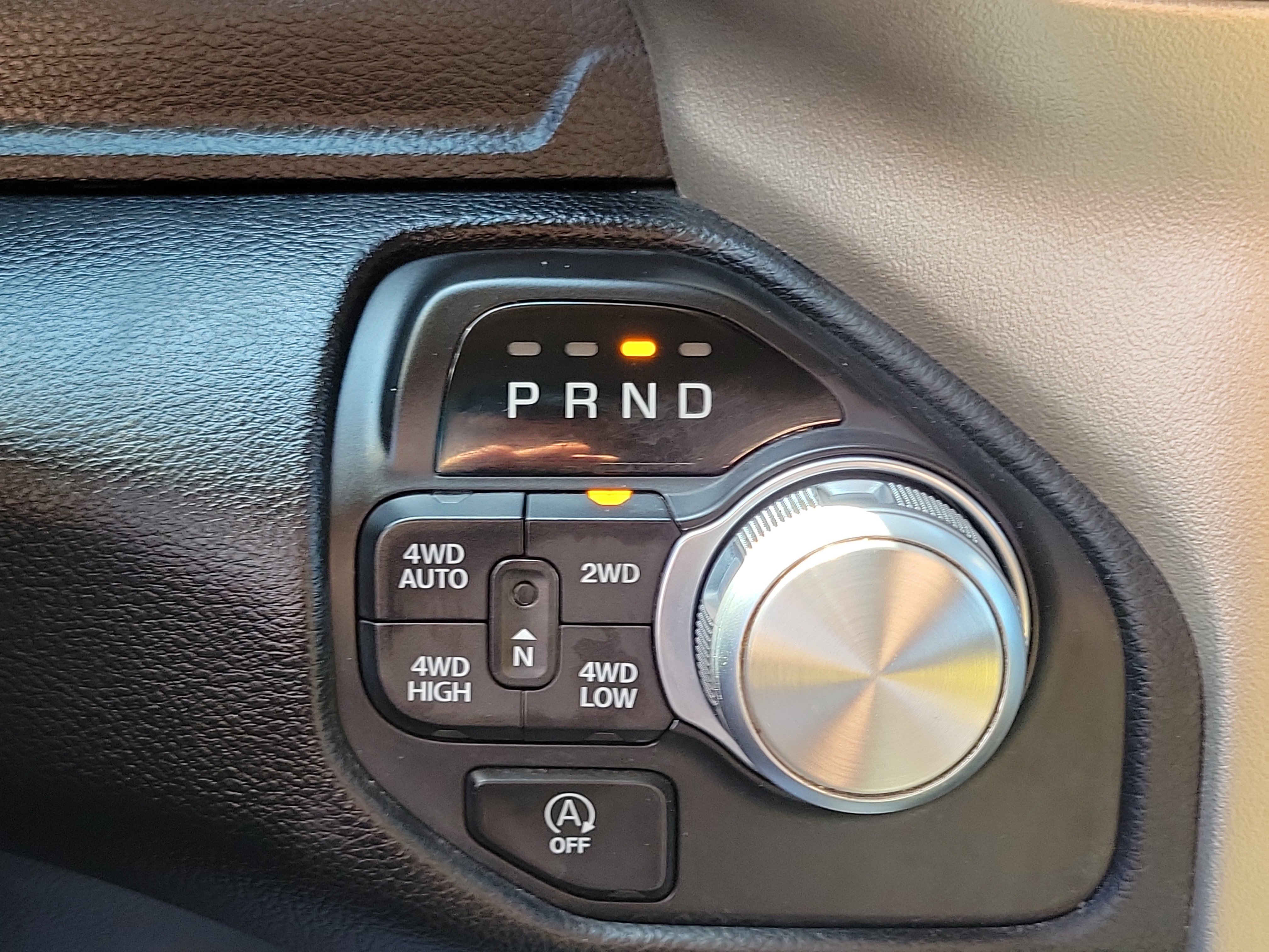 Used 2019 RAM 1500 Laramie w/ Trailer Tow Group AWD/4WD image 17
