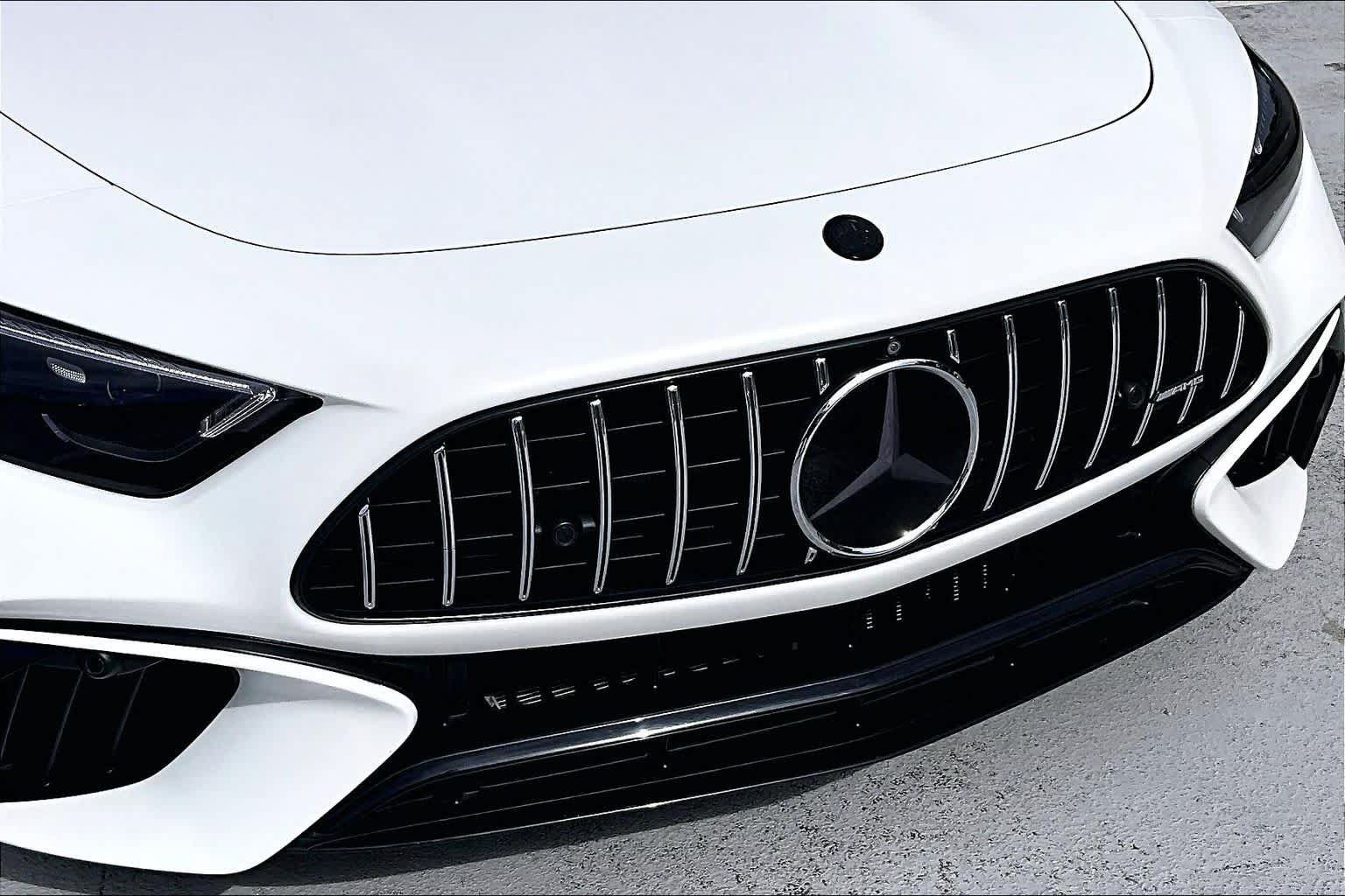 Used 2022 Mercedes-Benz SL 55 AMG 4MATIC image 27