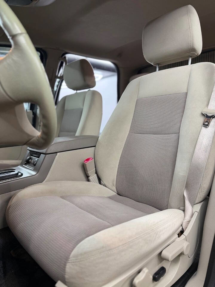 Used 2007 Ford Explorer Sport Trac XLT image 3