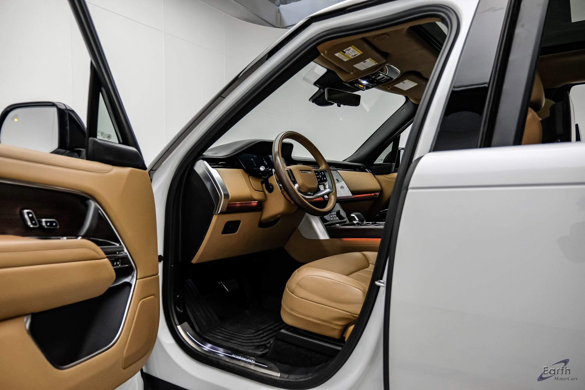 Used 2023 Land Rover Range Rover Autobiography AWD/4WD image 35