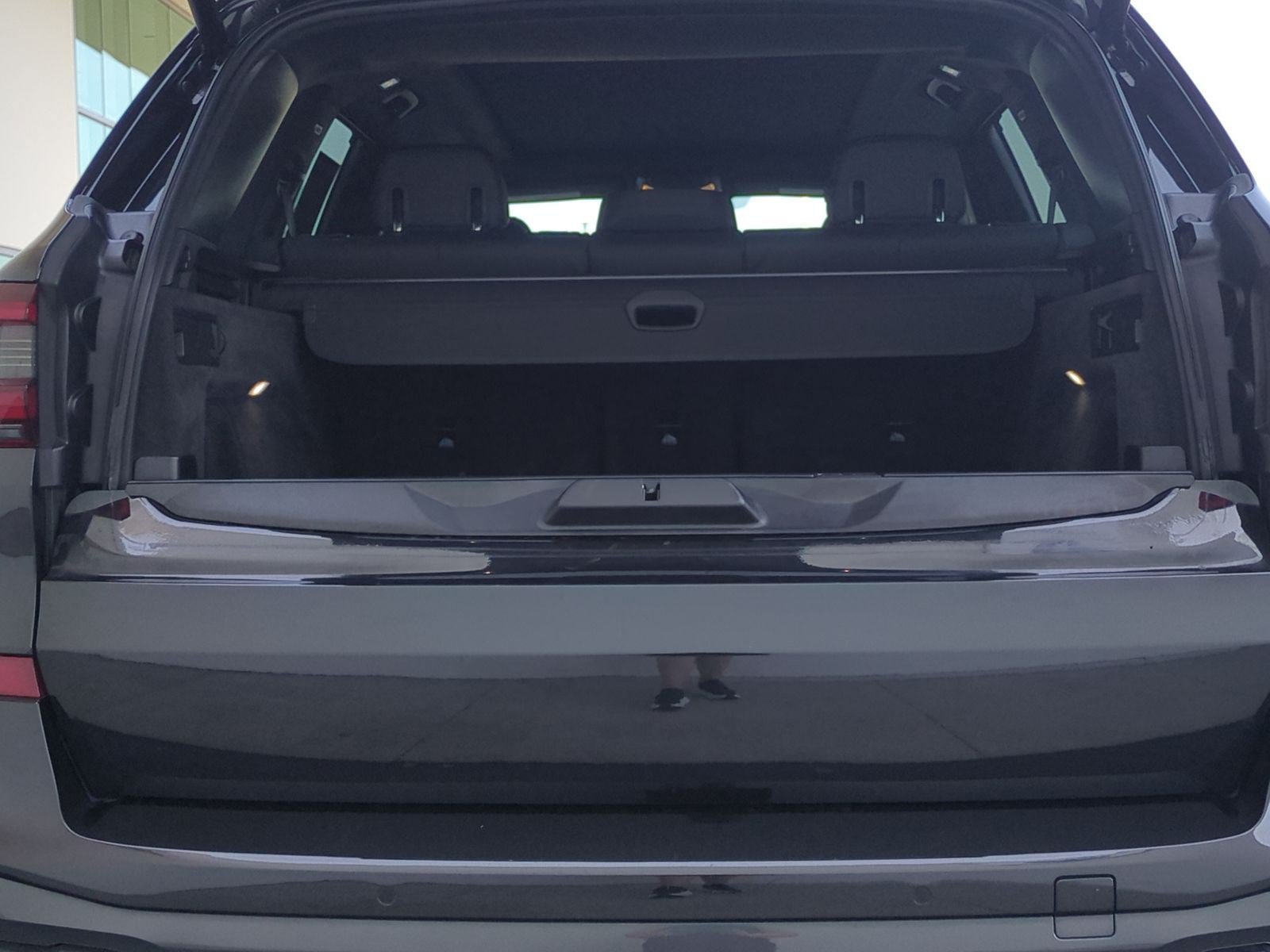 Used 2022 BMW X5 xDrive45e w/ M Sport Package AWD/4WD image 32