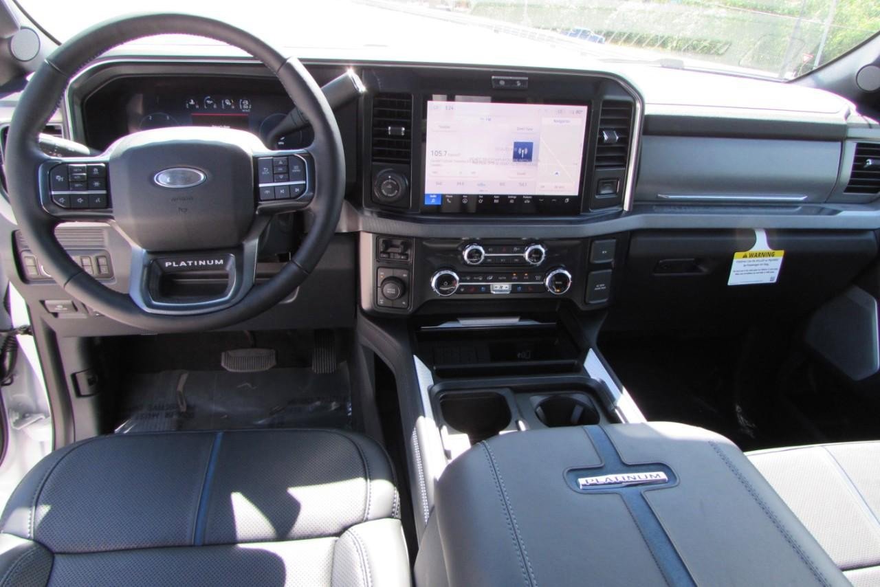 New 2025 Ford F250 Platinum image 32