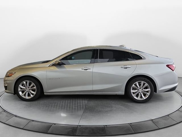 Used 2019 Chevrolet Malibu Hybrid w/ Leather Package image 2