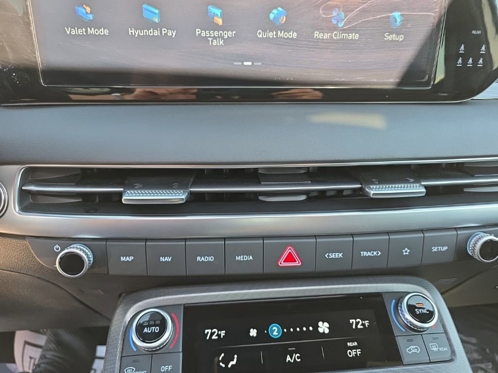 Used 2025 Hyundai Palisade Calligraphy image 11