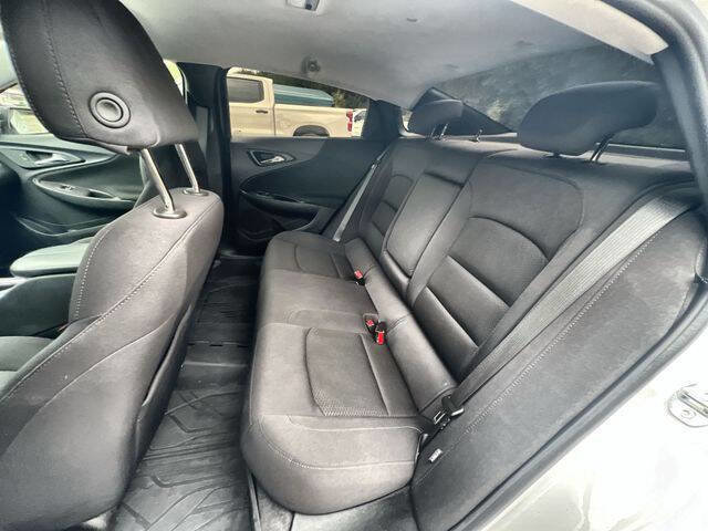 Used 2022 Chevrolet Malibu LT w/ Redline Edition image 24