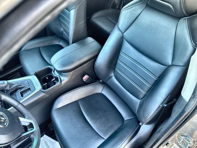 Used 2023 Toyota RAV4 XLE Premium image 20