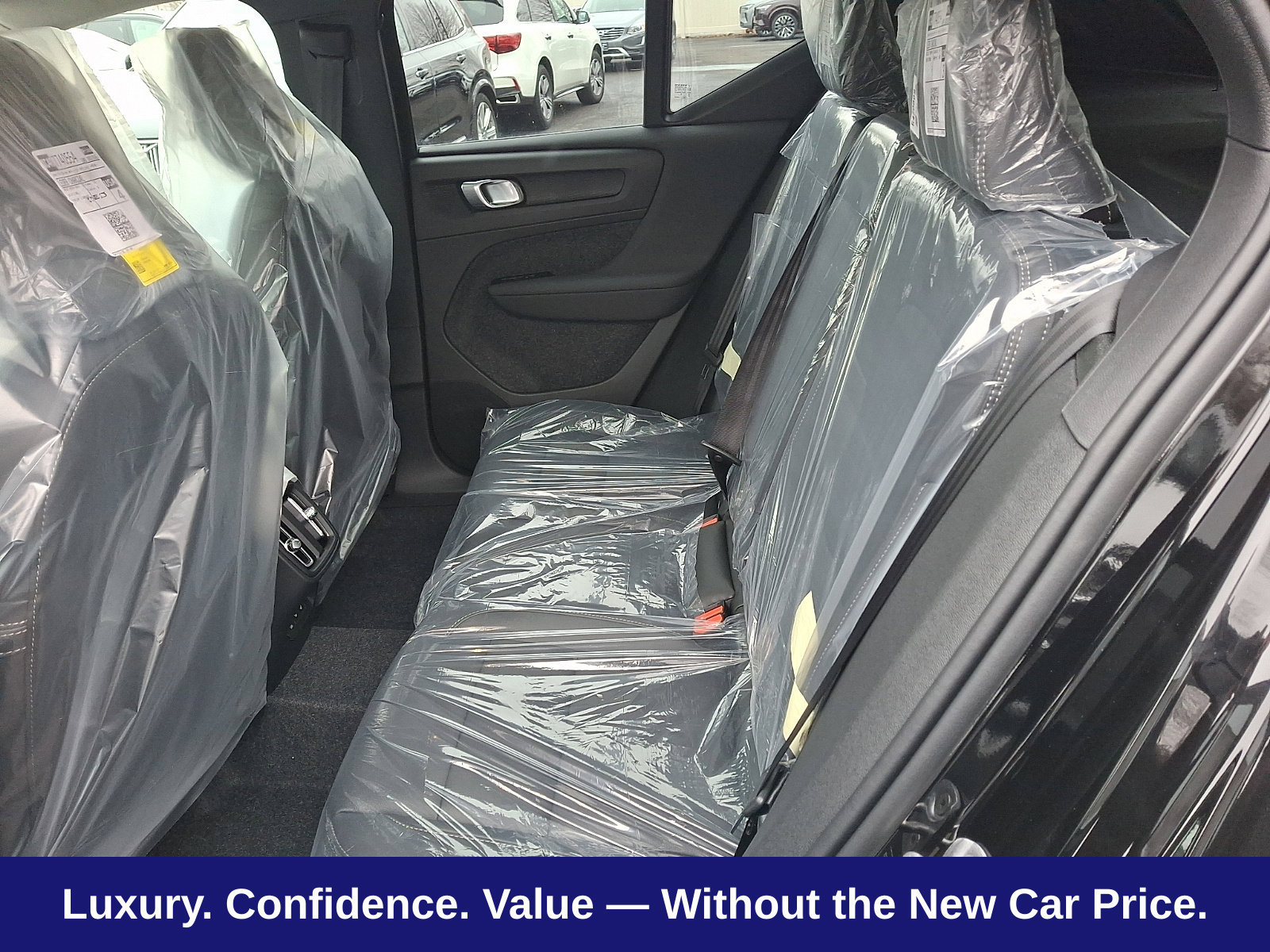 New 2026 Volvo XC40 B5 Ultra w/ Protection Package Premier AWD/4WD image 7