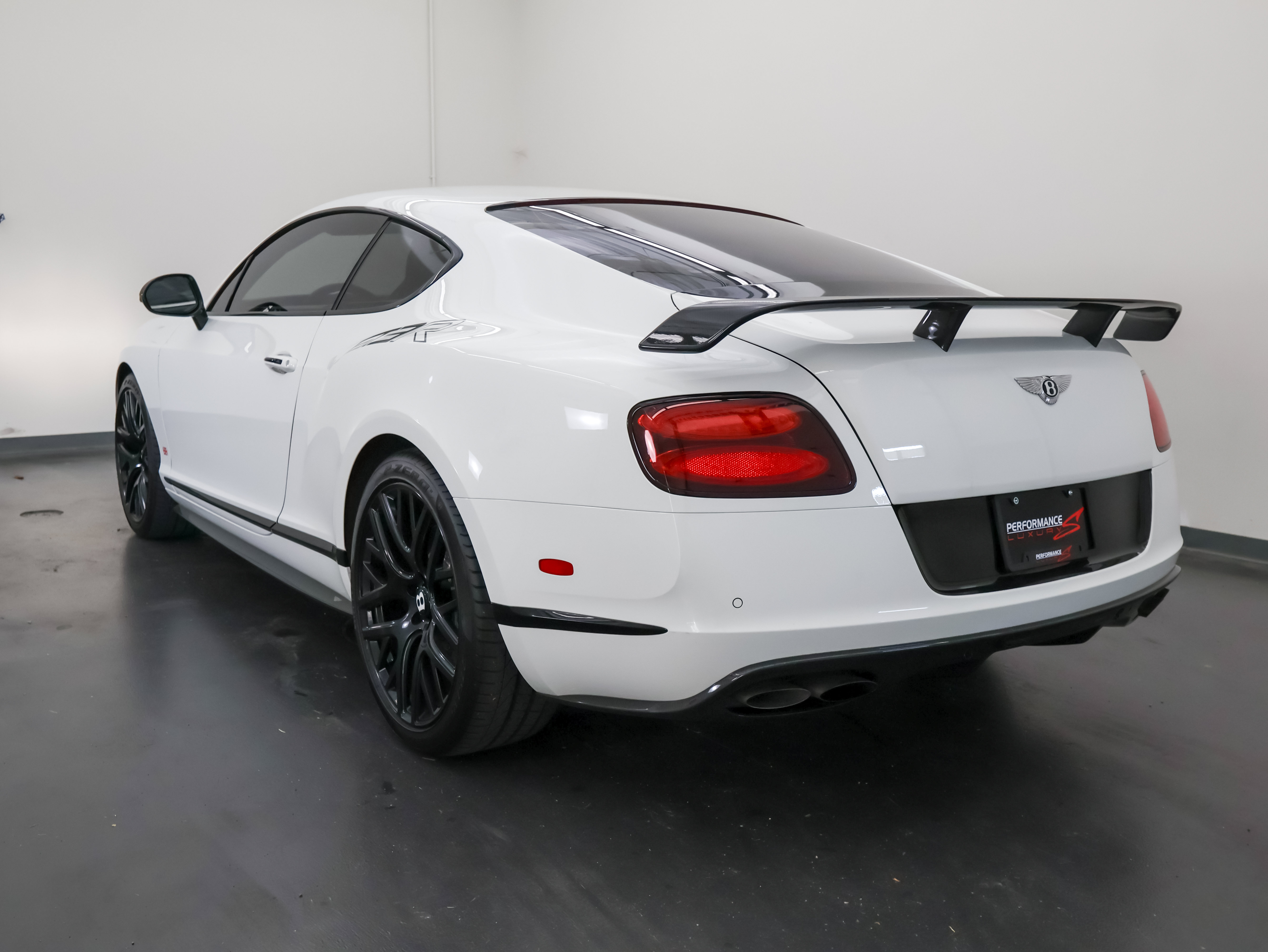 Used 2015 Bentley Continental GT3-R AWD/4WD image 5