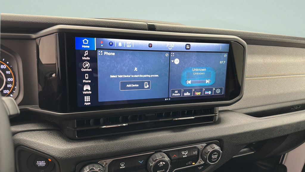 Used 2024 Jeep Wrangler Sport AWD/4WD image 18