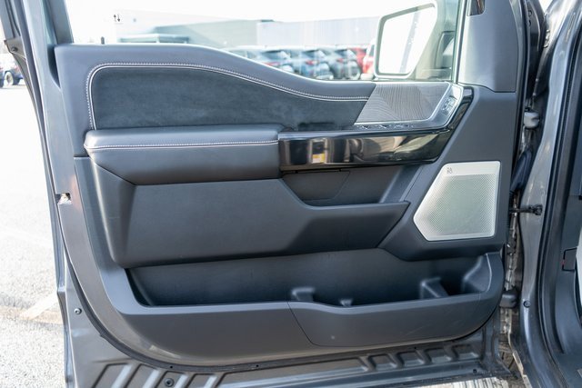 Used 2024 Ford F150 Lightning Platinum image 20