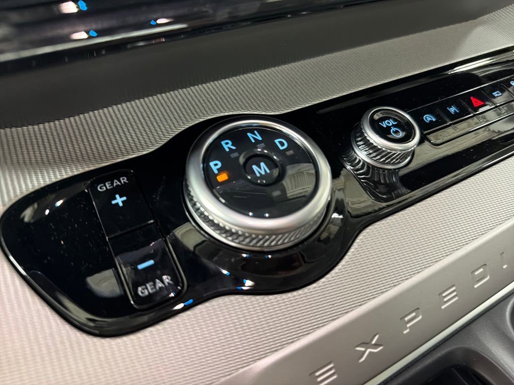 New 2026 Ford Expedition Max Active RWD image 28
