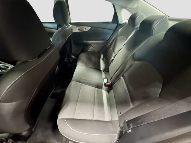 Used 2022 Kia Forte LXS FWD image 23