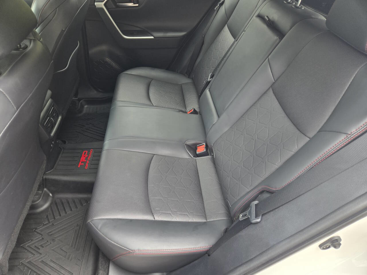 Used 2021 Toyota RAV4 TRD Off-Road image 26