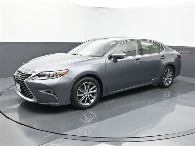 Used 2016 Lexus ES 300h image 1