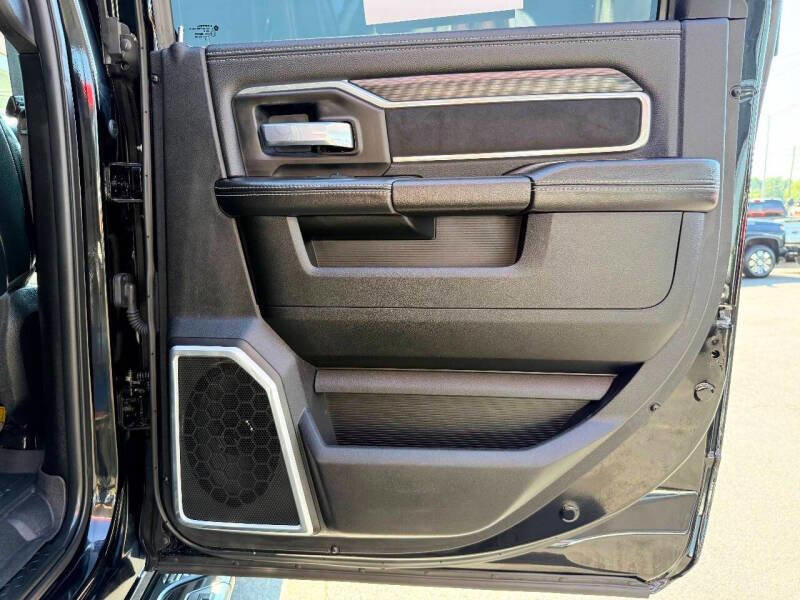 Used 2024 RAM 2500 Laramie w/ Night Edition image 34