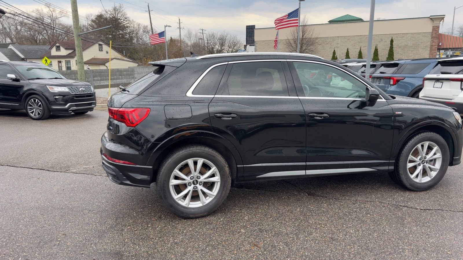 Used 2021 Audi Q3 2.0T Premium Plus w/ Premium Plus Package AWD/4WD image 11