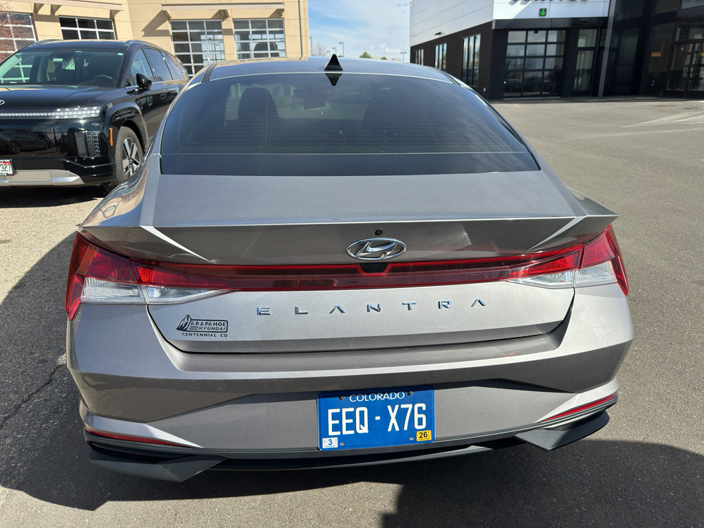 Used 2023 Hyundai Elantra SEL w/ Convenience Package image 3