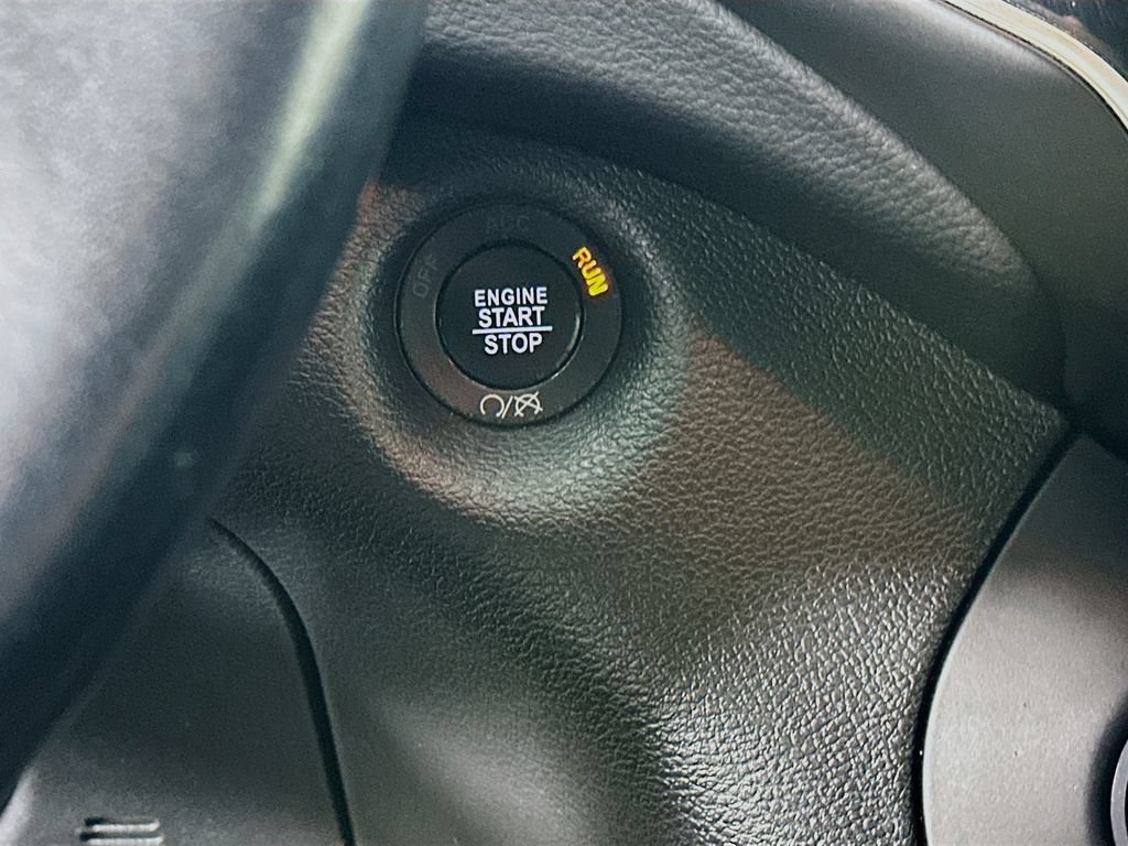 Certified 2021 Jeep Cherokee Limited AWD/4WD image 22