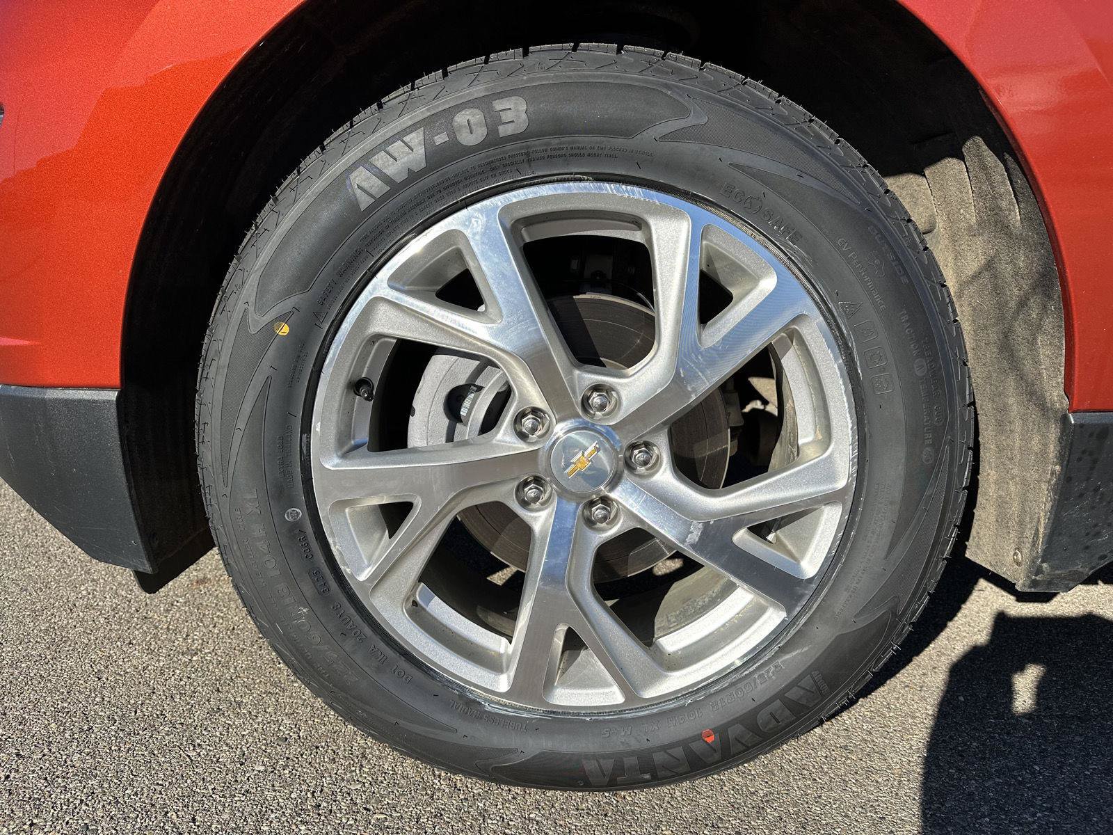 Used 2020 Chevrolet Equinox LT FWD image 7