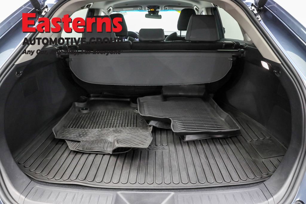 Used 2024 Toyota Venza LE image 9