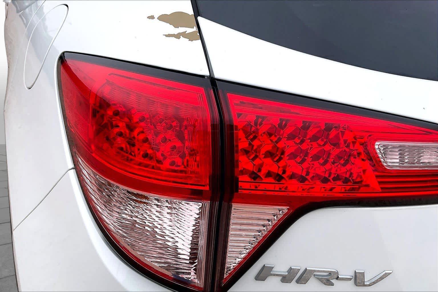 Used 2017 Honda HR-V EX-L image 27