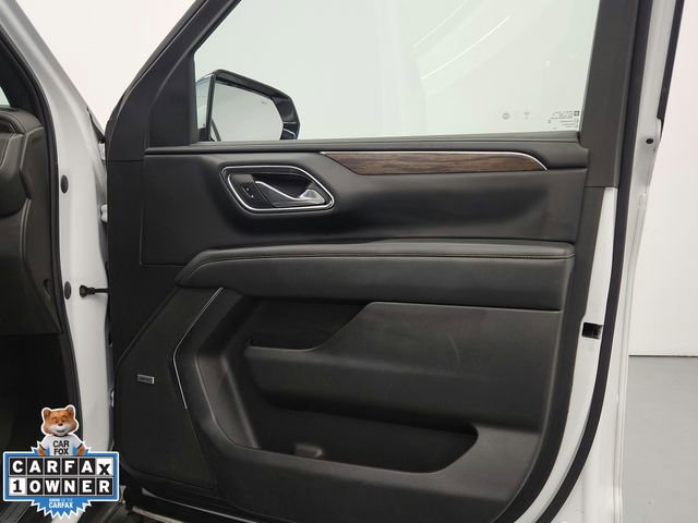 Used 2023 Chevrolet Suburban Premier image 34