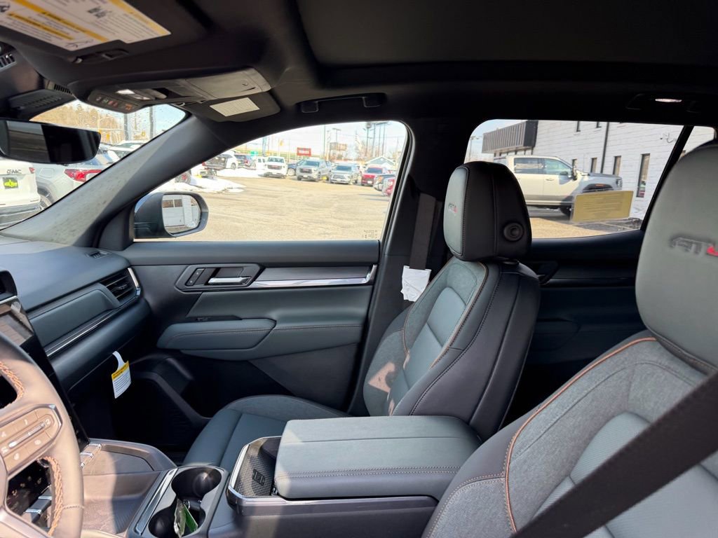 New 2026 GMC Terrain AT4 w/ Convenience Package III image 18