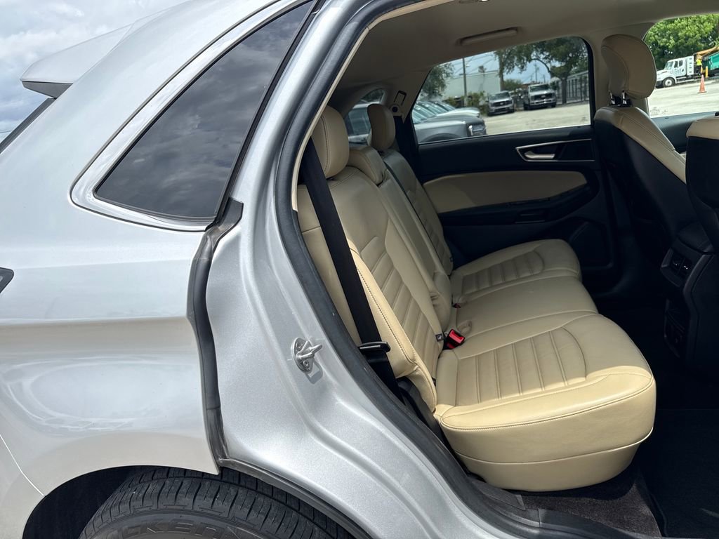 Used 2016 Ford Edge SEL w/ Equipment Group 201A FWD image 27