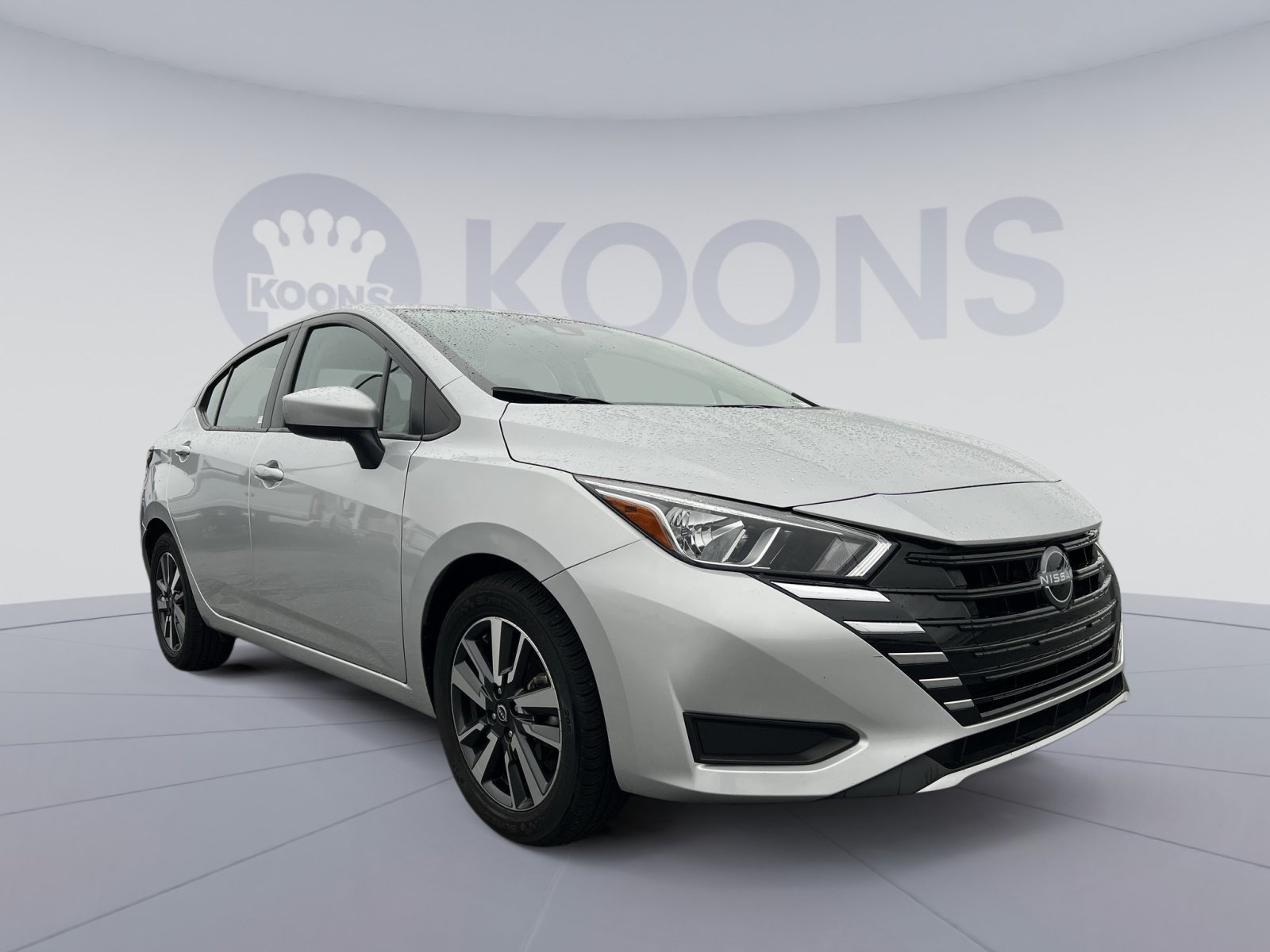 Used 2024 Nissan Versa SV FWD image 10