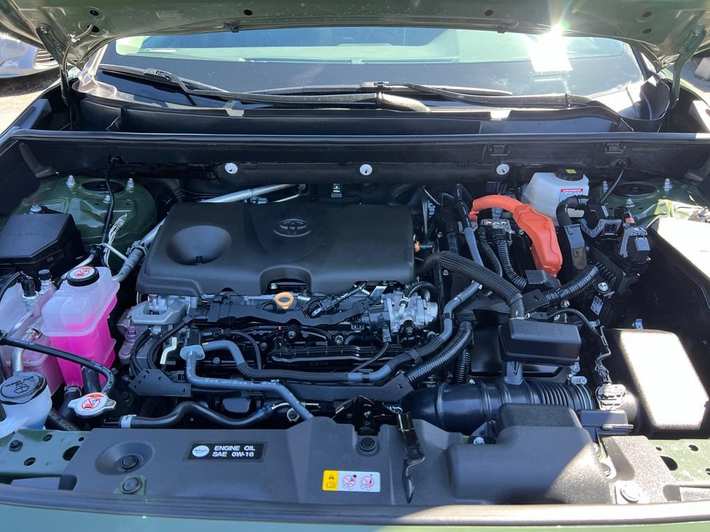 Certified 2025 Toyota RAV4 LE AWD/4WD image 43