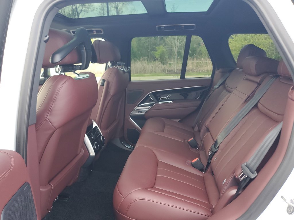 New 2026 Land Rover Range Rover SE AWD/4WD image 23