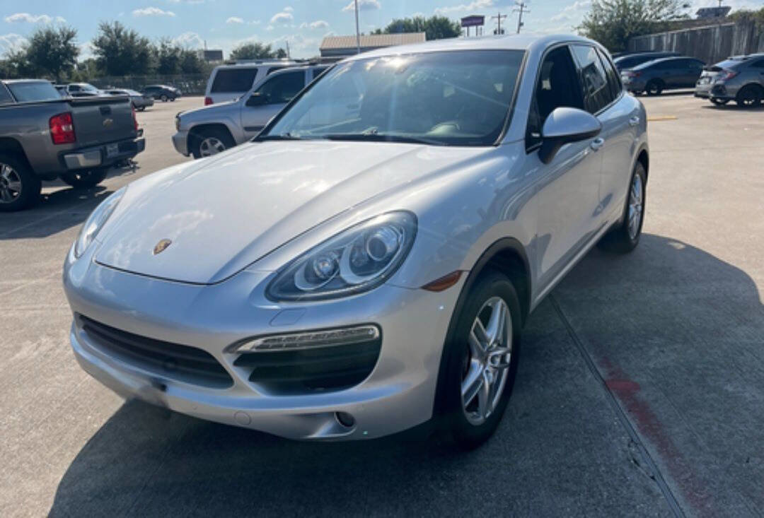 Used 2012 Porsche Cayenne image 4