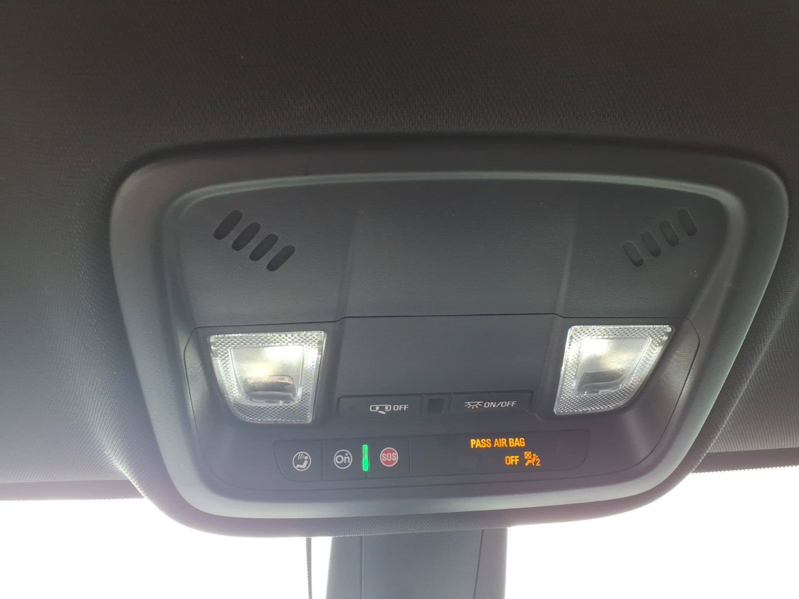 Used 2023 Chevrolet Traverse LT FWD image 17