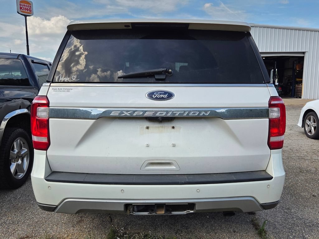 Used 2018 Ford Expedition XLT RWD image 5