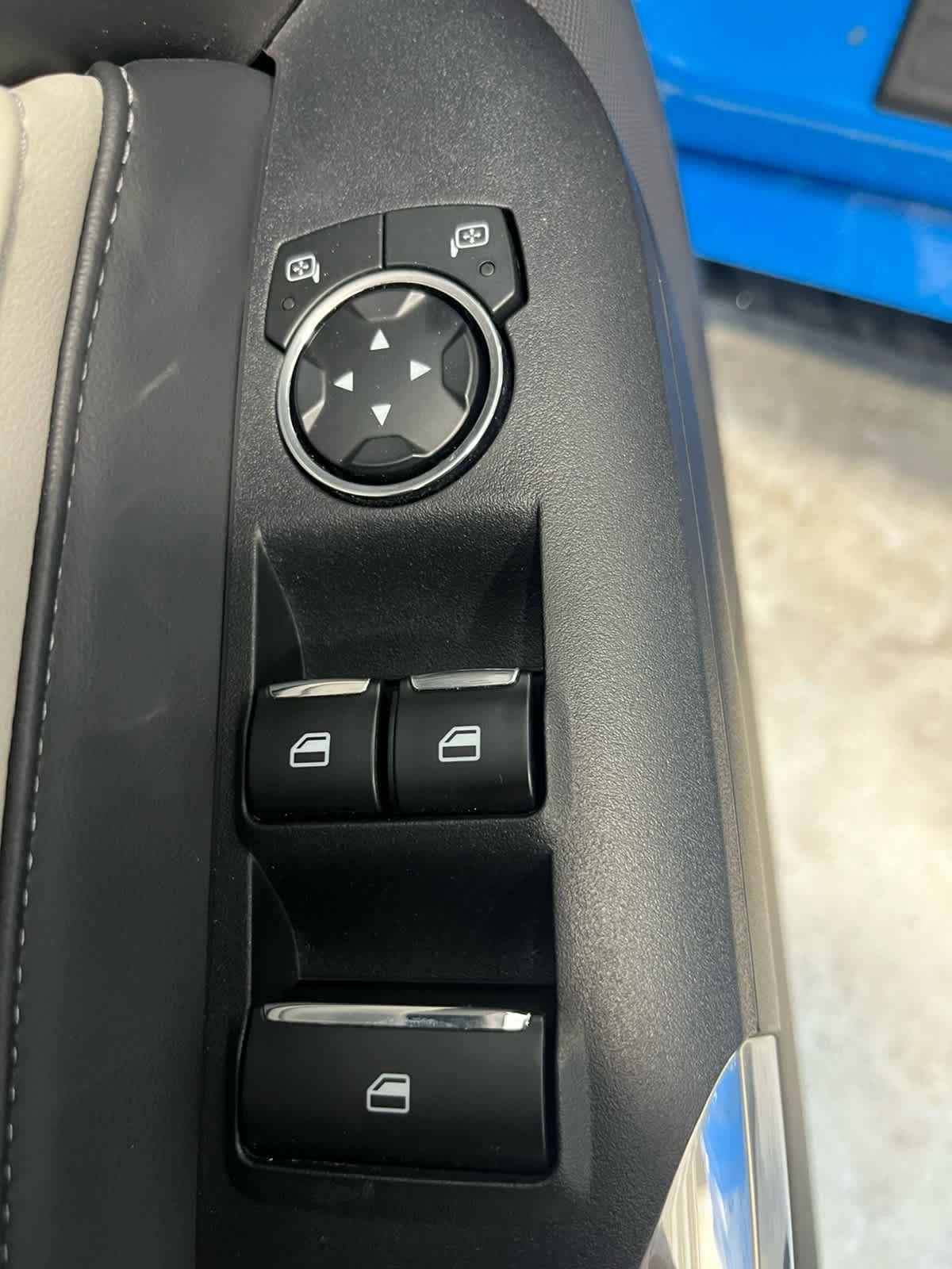 Used 2025 Ford Mustang Premium image 22