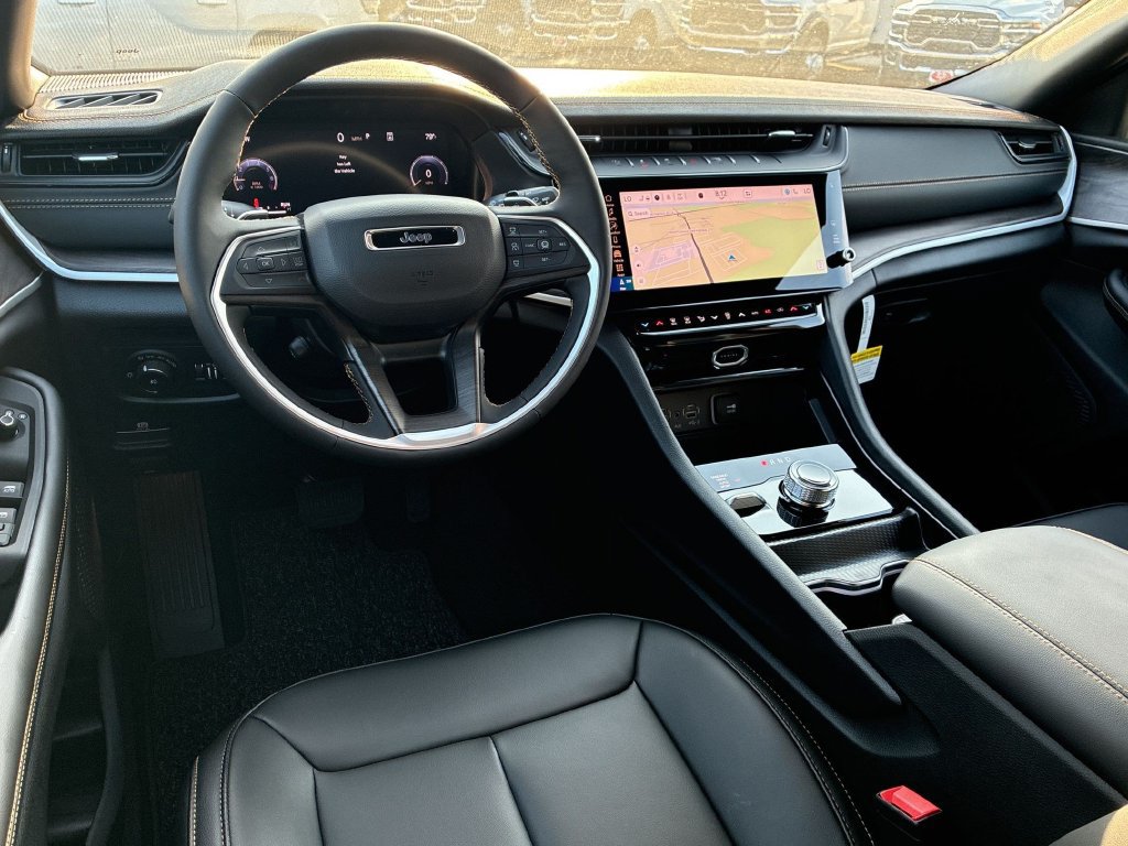 New 2026 Jeep Grand Cherokee Limited AWD/4WD image 30