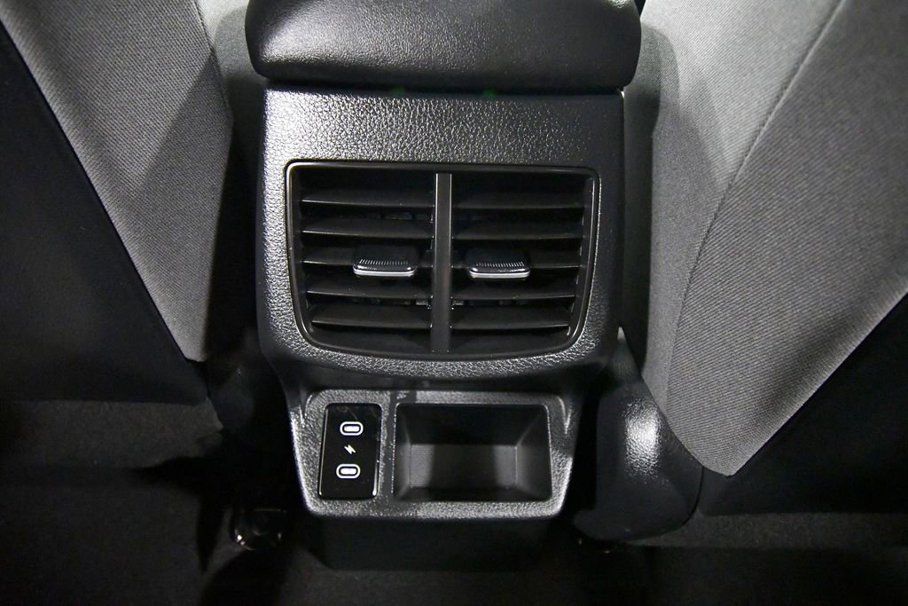 Certified 2026 Kia Seltos LX AWD/4WD image 16